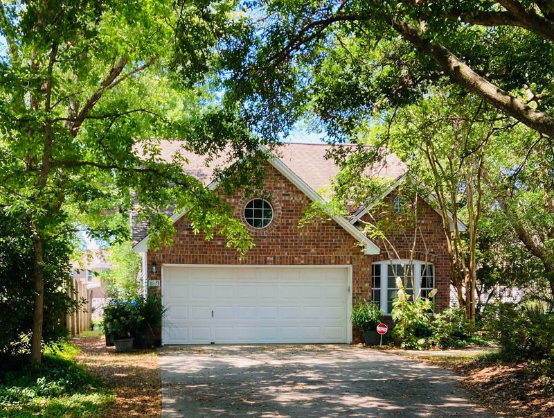 1023 Provincial Cir, Mount Pleasant, SC 29464
