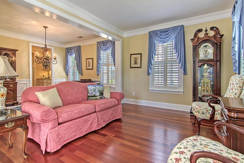 1324 Osmond Rd, Mount Pleasant, SC 29466