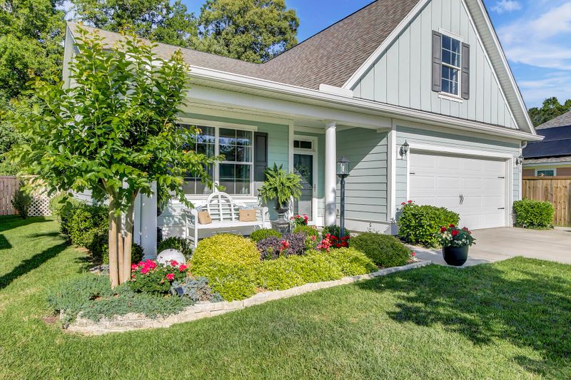130 Longdale Dr, Summerville, SC 29483