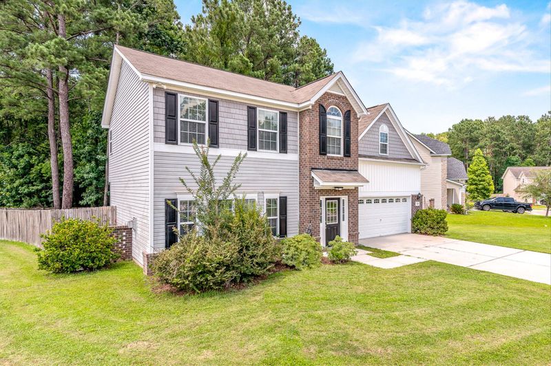 100 Hidden Forest Ct, Moncks Corner, SC 29461