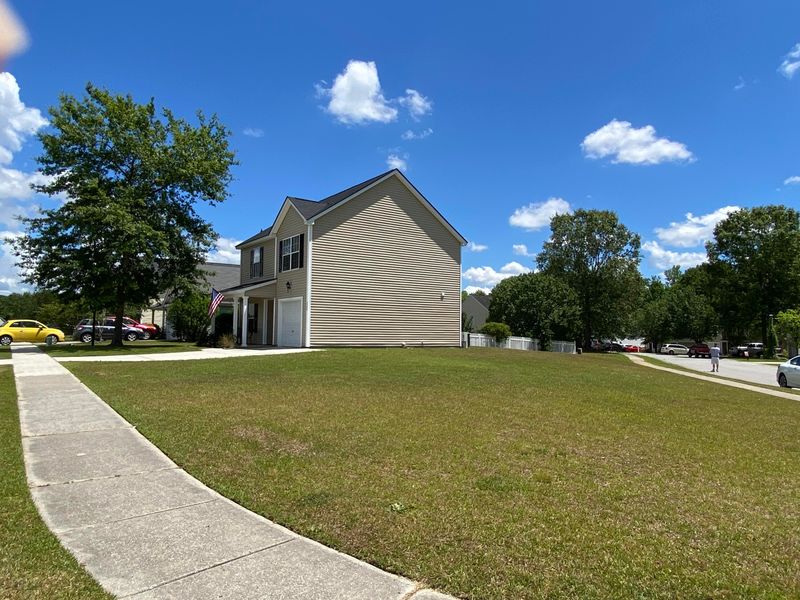3080 Maple Leaf Dr, Moncks Corner, SC 29461