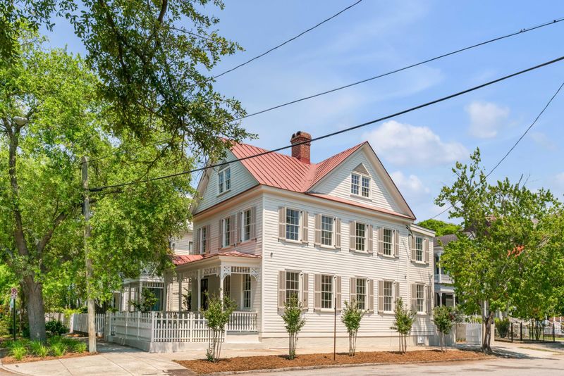 59 Chapel St, Charleston, SC 29403