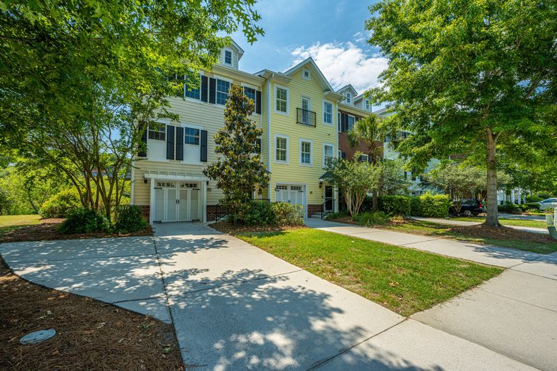 228 Etiwan Pointe Dr, Mount Pleasant, SC 29464