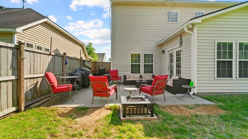 124 Mayfield Dr, Goose Creek, SC 29445