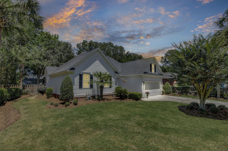 307 Mount Royall Dr, Mount Pleasant, SC 29464