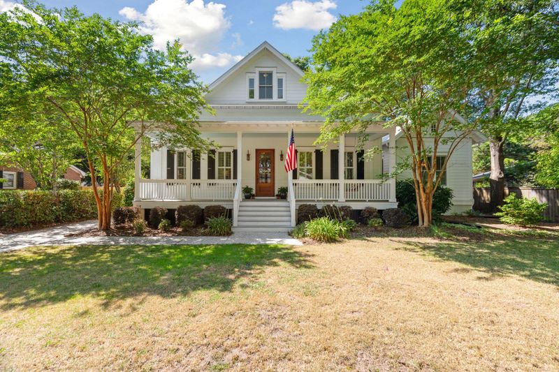 718 Magnolia St, Mount Pleasant, SC 29464