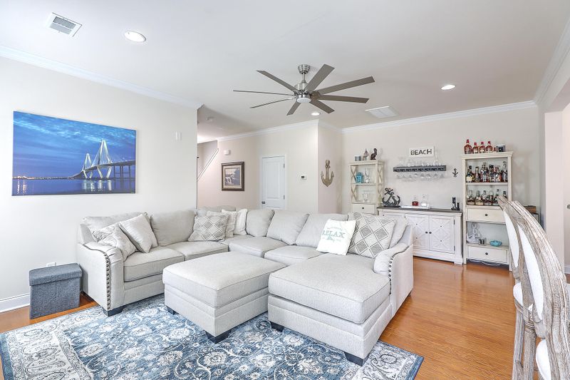 1178 Euclid Dr, Charleston, SC 29492