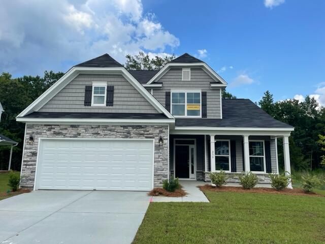 239 Silk Oak Dr, Moncks Corner, SC 29461
