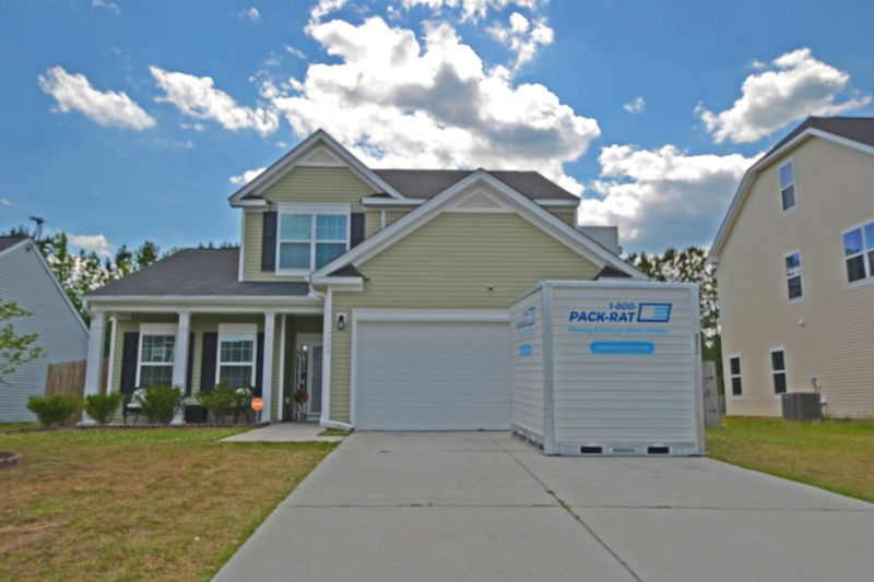 7757 Desoto Dr, North Charleston, SC 29420