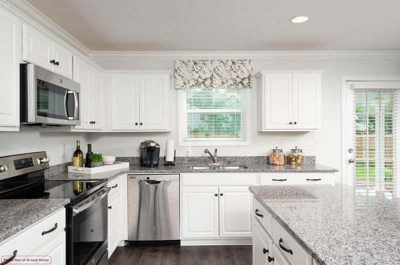 217 Clydesdale Cir, Summerville, SC 29486