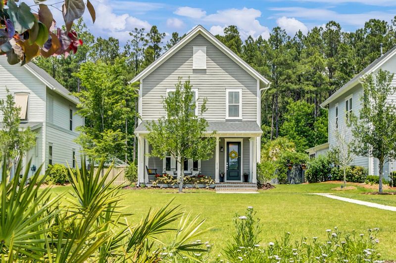 610 Long Meadow St, Summerville, SC 29486