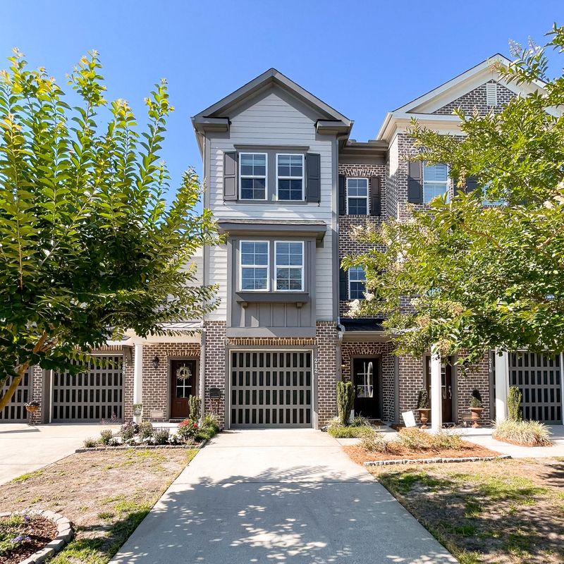 212 Slipper Shell Ct, Mount Pleasant, SC 29464