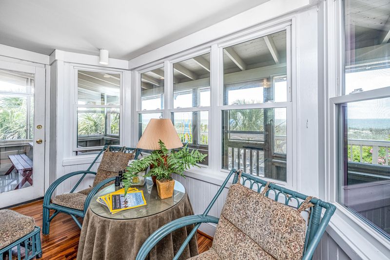 2504 Point St, Edisto Beach, SC 29438