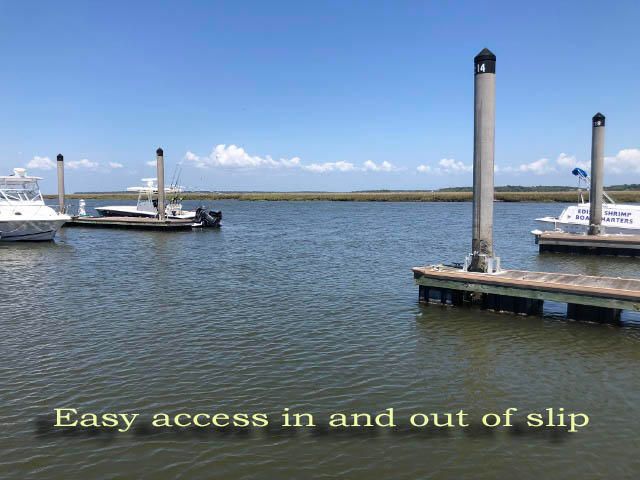 3702 Docksite Rd #C-10, Edisto Island, SC 29438