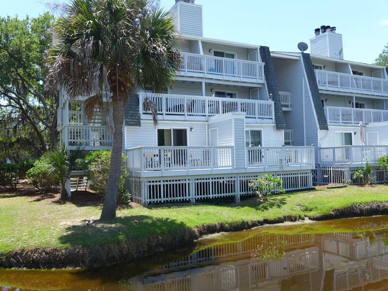 238 Driftwood Ln, Edisto Island, SC 29438