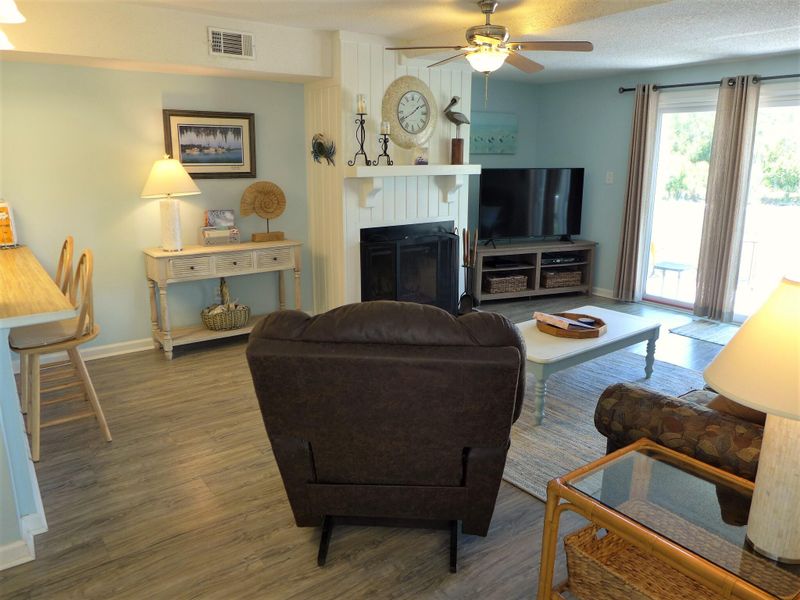 238 Driftwood Ln, Edisto Island, SC 29438