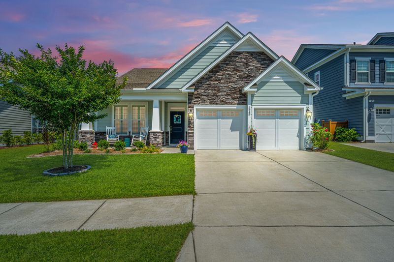 328 Weston Hall Dr, Summerville, SC 29483