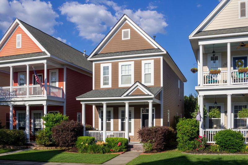 127 Hyacinth St, Summerville, SC 29483