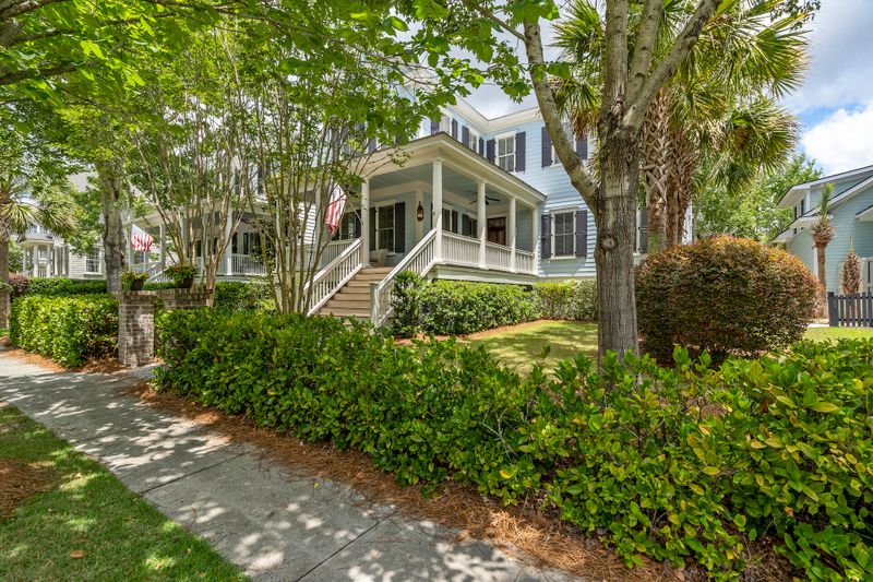 2460 Settlers St, Charleston, SC 29492