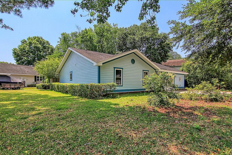 29 Held Cir, Charleston, SC 29412