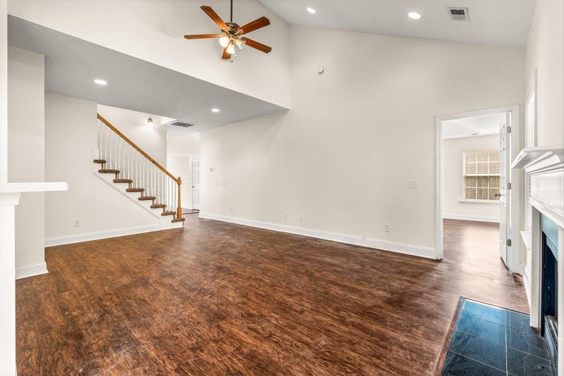 129 Netherfield Dr, Summerville, SC 29483