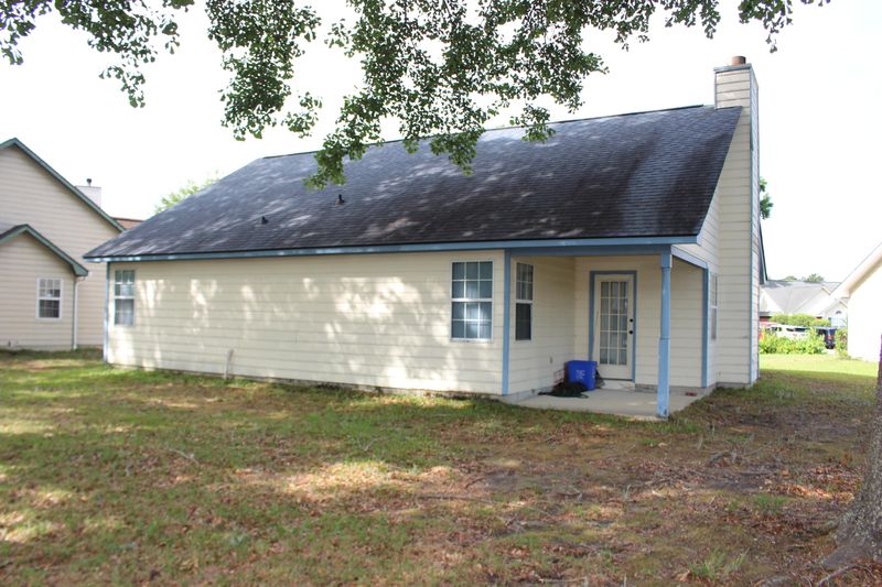 7918 Red Birch Cir, North Charleston, SC 29418