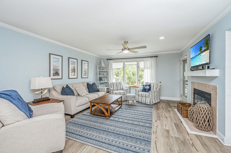 405 Yacht Harbor Ct #405, Isle Of Palms, SC 29451