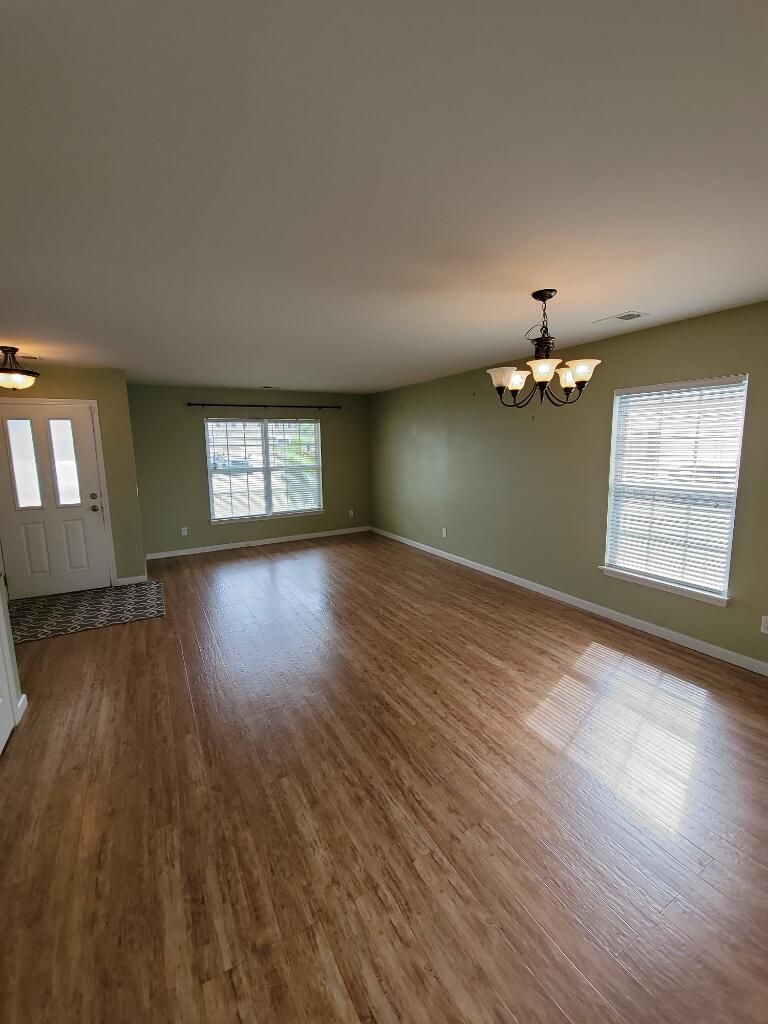 155 Decatur Dr, Summerville, SC 29486
