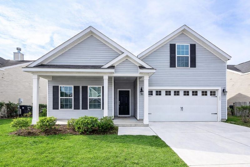 133 Maywood Dr, Moncks Corner, SC 29461