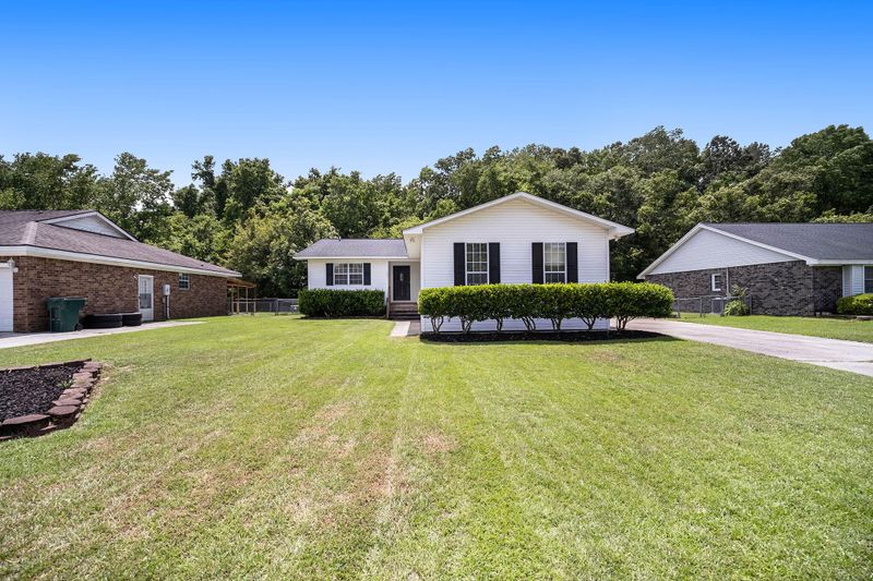 104 Ryan Dr, Goose Creek, SC 29445