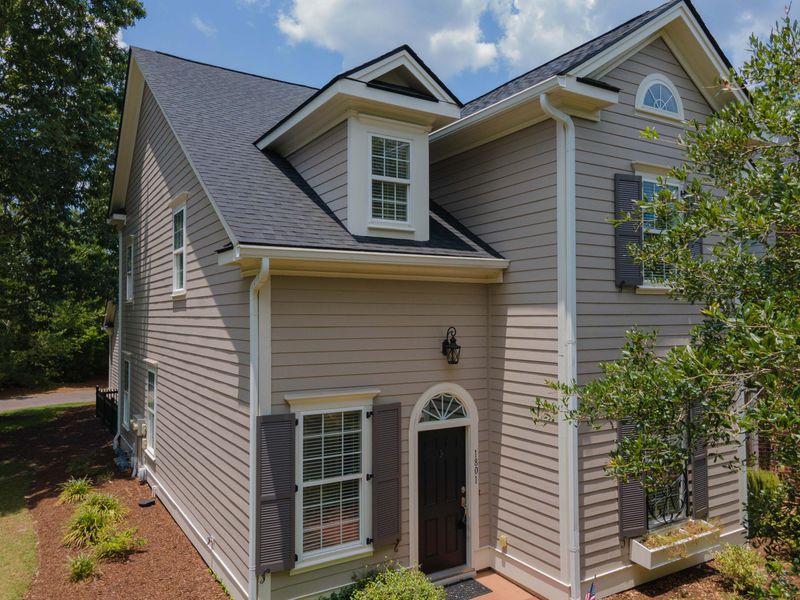 1801 Tennyson Row #16, Mount Pleasant, SC 29466