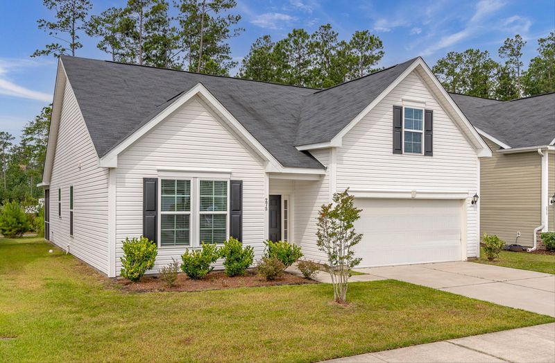 275 Spectrum Rd, Summerville, SC 29483