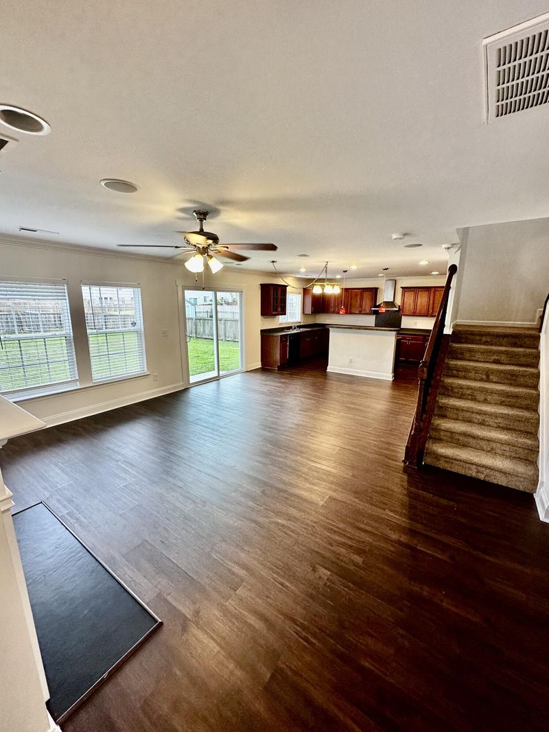 142 Kimberton Ave, Moncks Corner, SC 29461