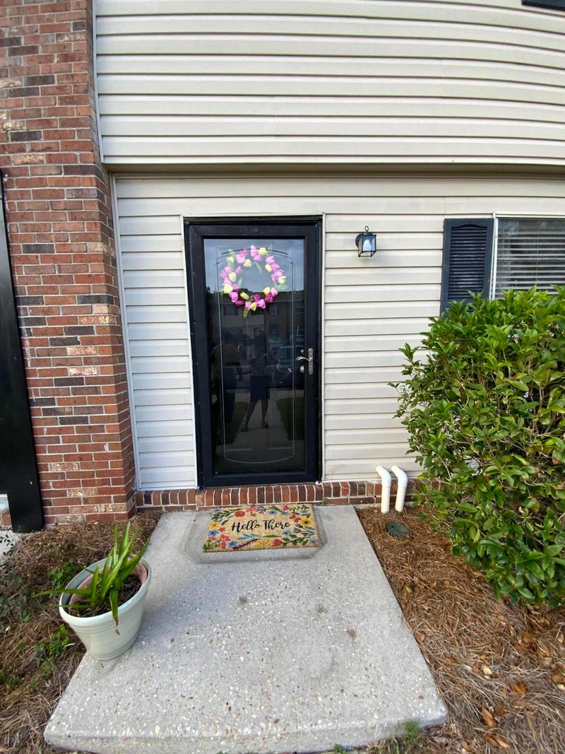 415 Parkdale Dr #16-D, Charleston, SC 29414