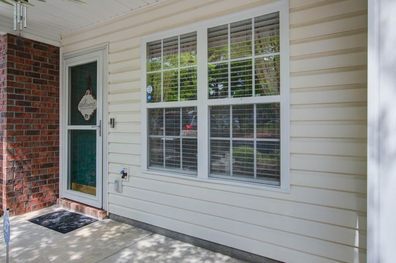 145 Darcy Ave, Goose Creek, SC 29445