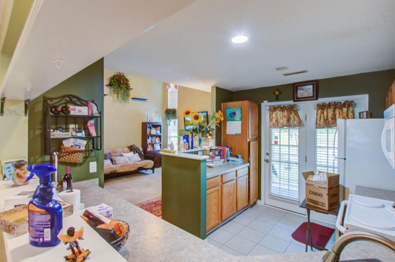 145 Darcy Ave, Goose Creek, SC 29445