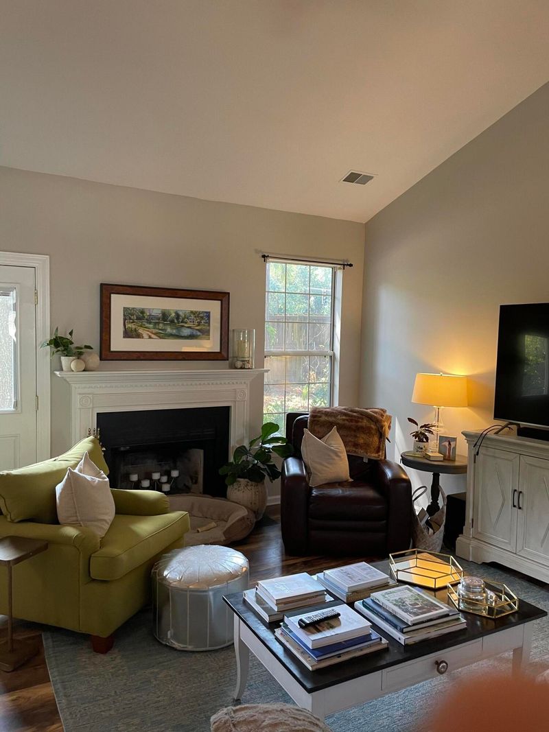 1964 Oak Tree Ln, Mount Pleasant, SC 29464