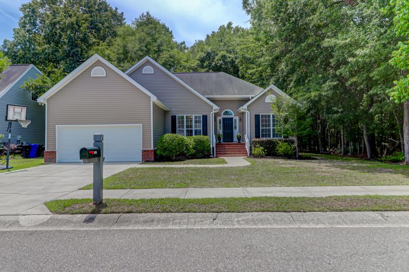 1940 N Smokerise Way, Mount Pleasant, SC 29466
