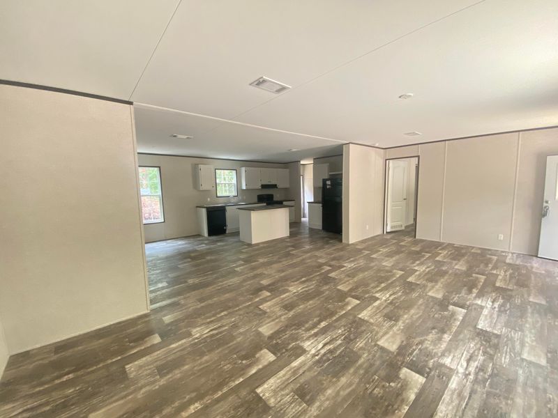 8093 Oakville Rd, Hollywood, SC 29449