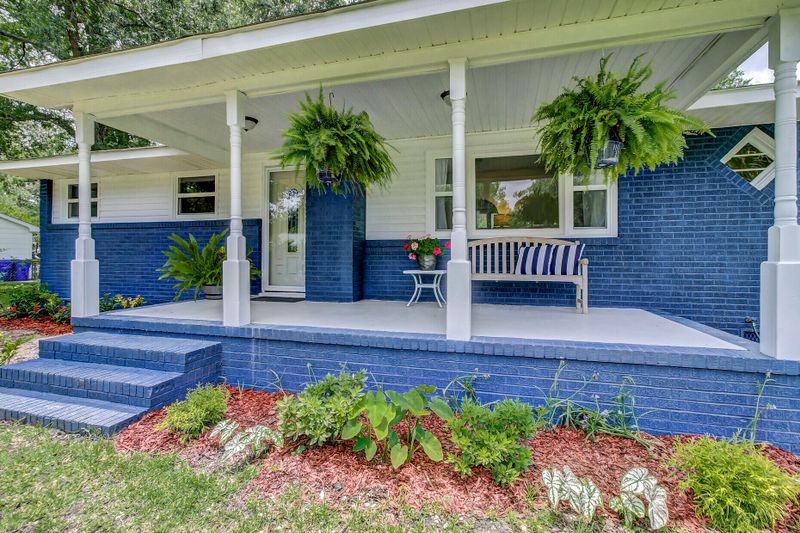 2555 Church Creek Dr, Charleston, SC 29414