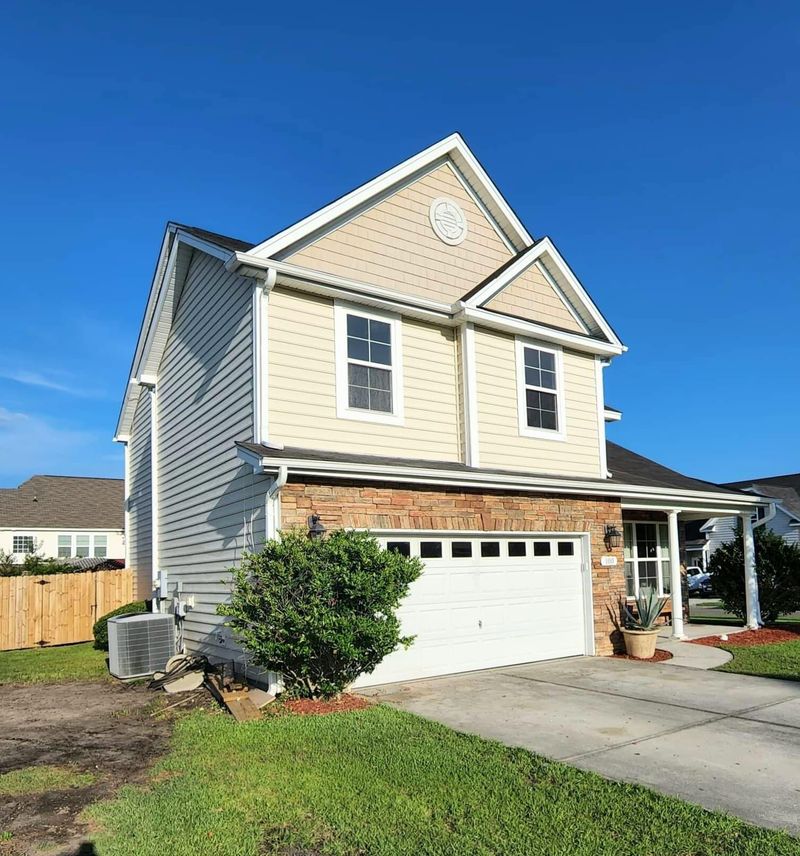 100 Satur Dr, Goose Creek, SC 29445