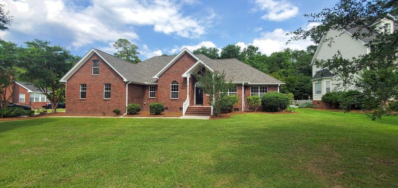 212 Scalybark Rd, Summerville, SC 29485
