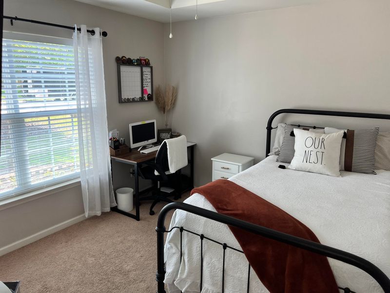 1047 Steelechase Ln, Hanahan, SC 29410