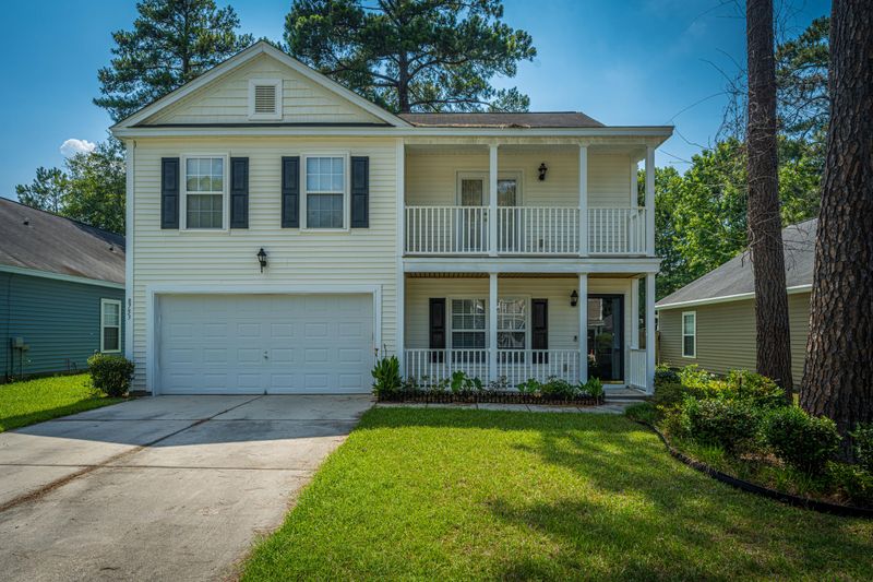 8753 Red Oak Dr, North Charleston, SC 29406
