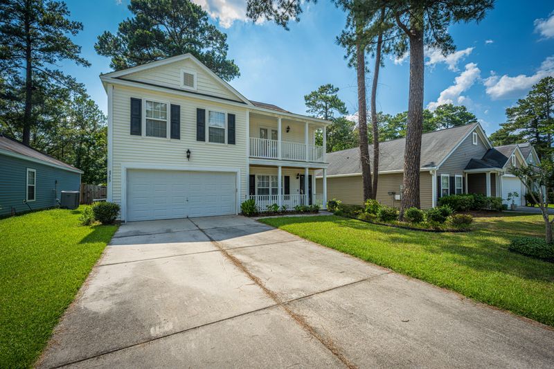 8753 Red Oak Dr, North Charleston, SC 29406