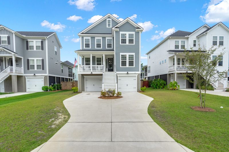 319 Coki Amalie Ct, Wando, SC 29492