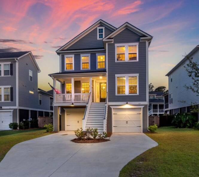 319 Coki Amalie Ct, Wando, SC 29492
