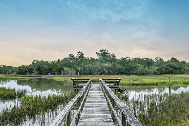 1940 Longcreek Rd, Wadmalaw Island, SC 29487