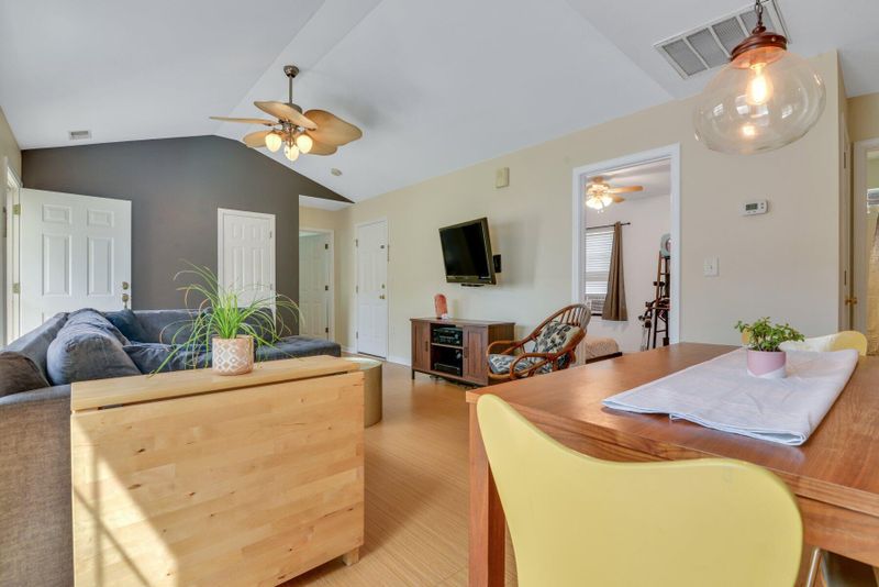 1149 Peninsula Cove Dr, Charleston, SC 29492