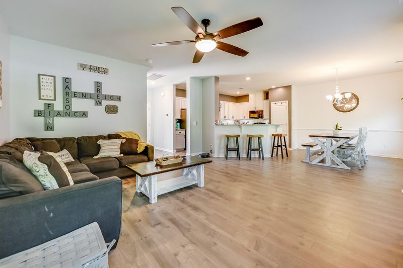 232 Sugarberry Ln, Moncks Corner, SC 29461